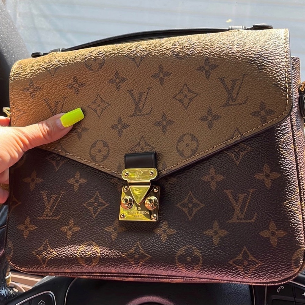 LOUIS VUITTON MÉTIS REVERSE POCHETTE 2022